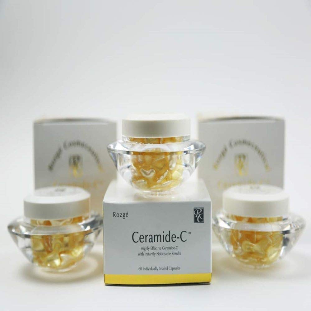 Rozgé Ceramide-C Serum application gesture highlights easy, streak-free absorption