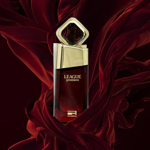 Rue Broca League Premiere Pour Femme heart notes cassis leather vanilla add depth and character.