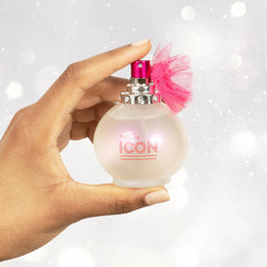 Rue 21 Icon Eau de Parfum spray application with even mist for refresh.