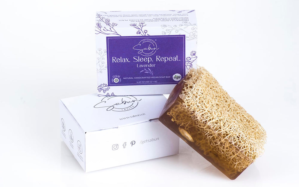 SABUN NATURALLY LAVISH texture detail highlights natural loofah exfoliation.
