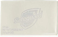 Safeguard bar soap beige lather forming during a wash for a fresh feel