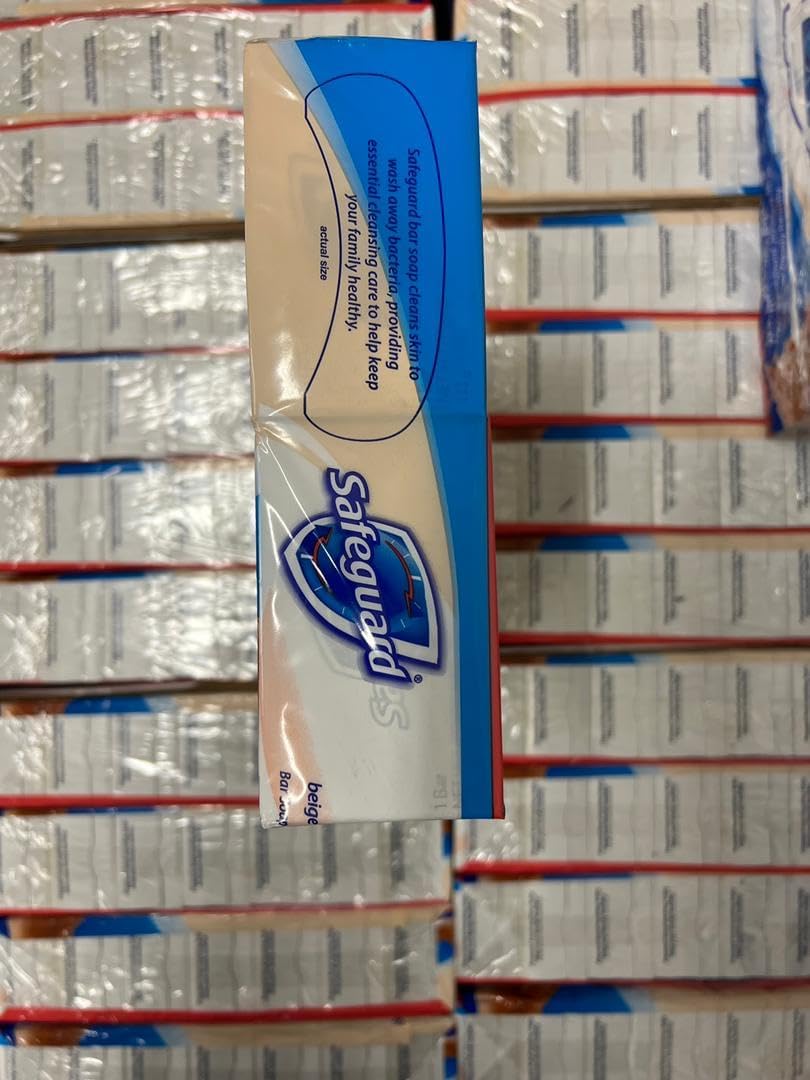 Micellar Deep Cleansing feature showcased on Safeguard bar packaging