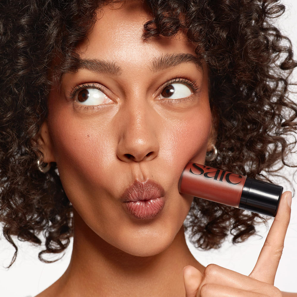 Saie Dew Liquid Blush ingredients licorice and elderberry brighten look