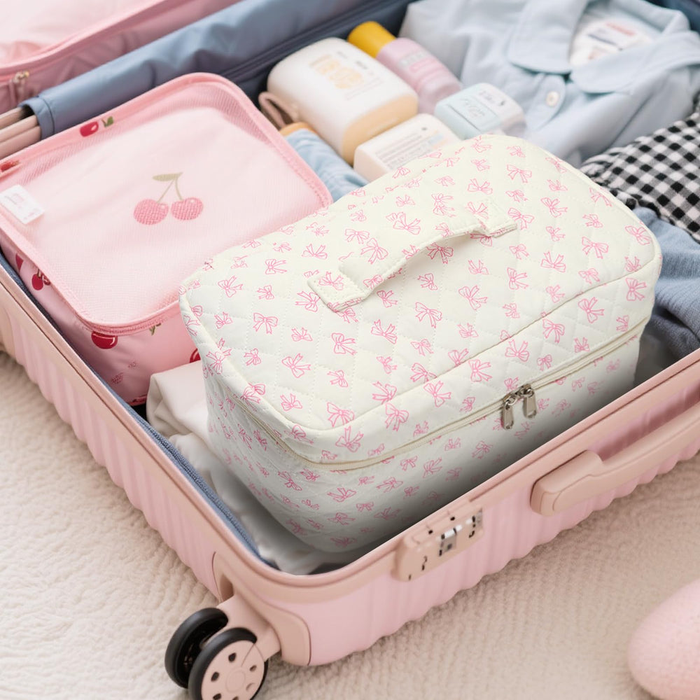 Saikaspotts travel case features rotating hook for easy hanging