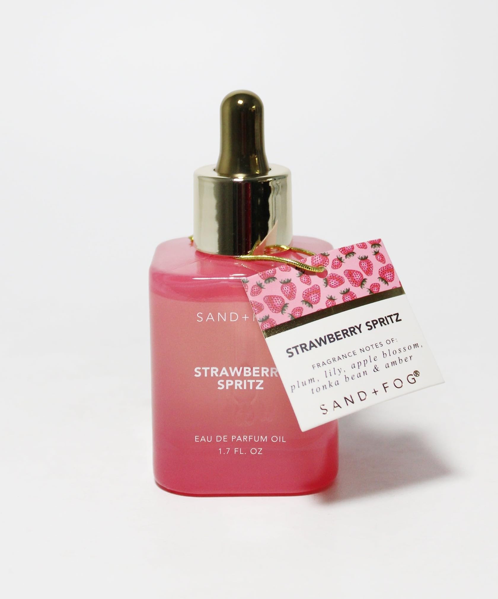 Sand + Fog Strawberry Spritz oil dropper, alcohol-free formula ideal for skin-friendly application.