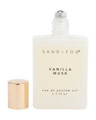 Sand and Fog Vanilla Musk roll-on enables precise, on-the-go scent touch-ups.