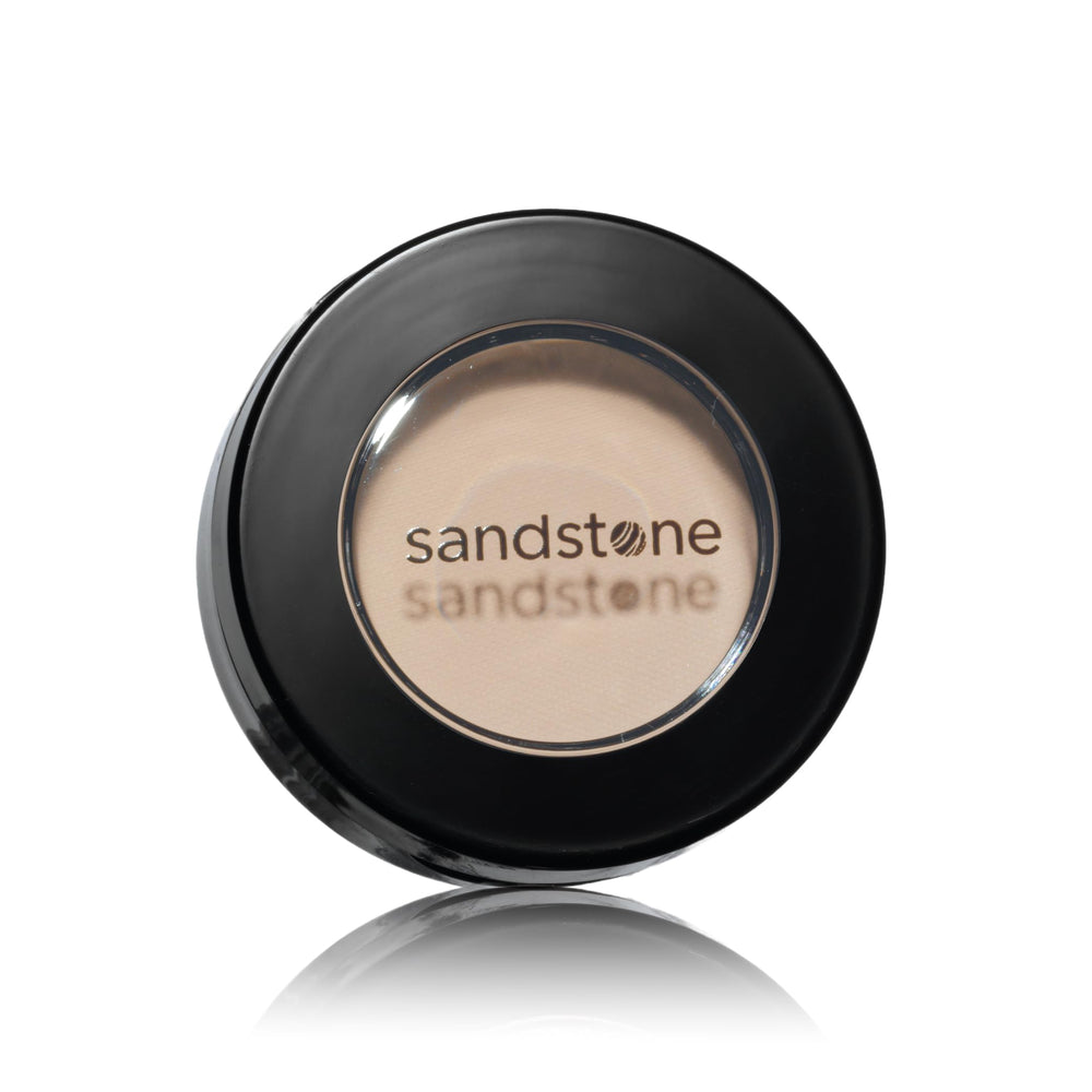 Sandstone Scandinavia Eyeshadow case with soft texture ideal for sensitive eyes.