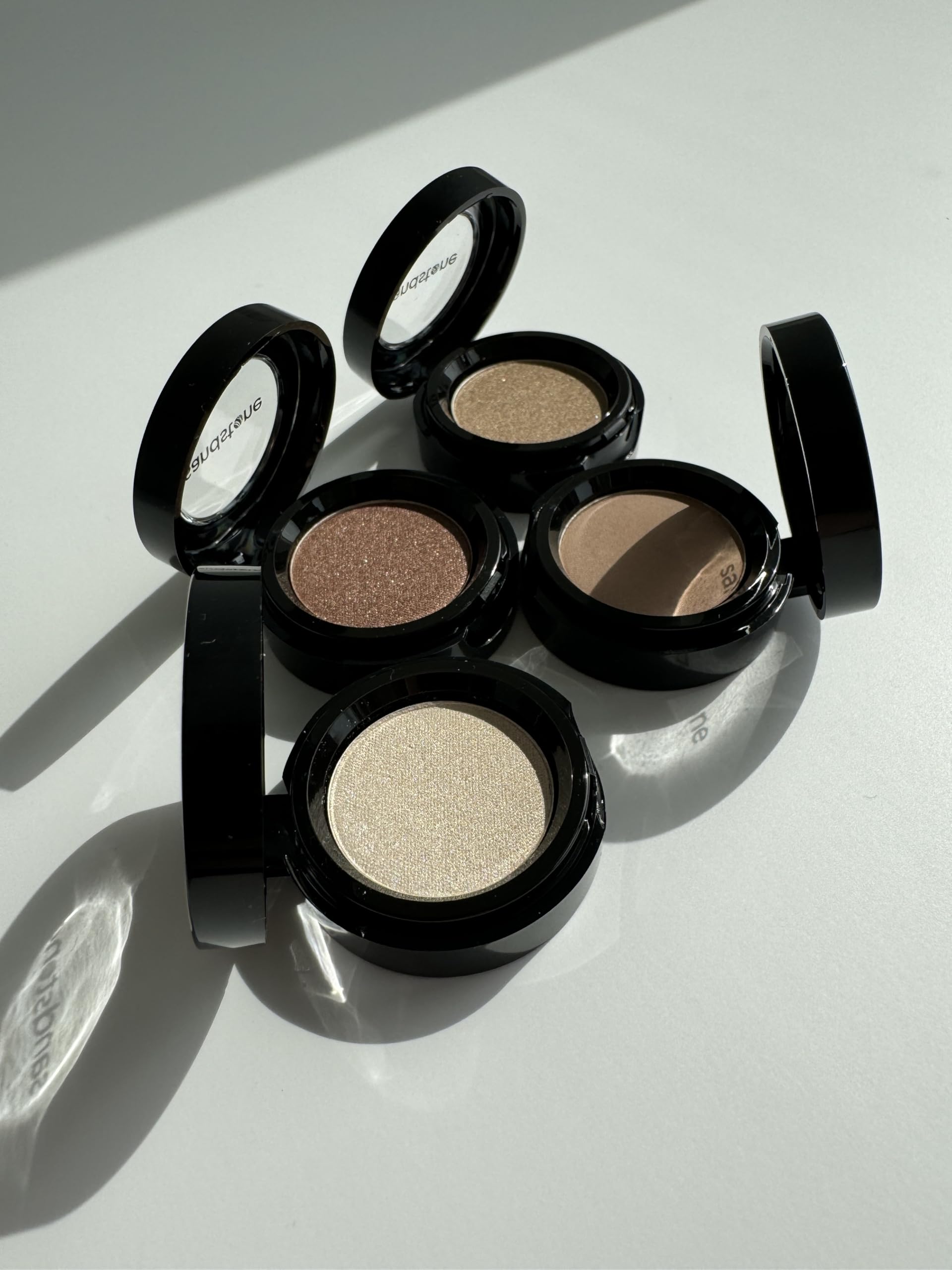 Sandstone Scandinavia Vegan Cruelty-Free badge indicating ethical makeup choice