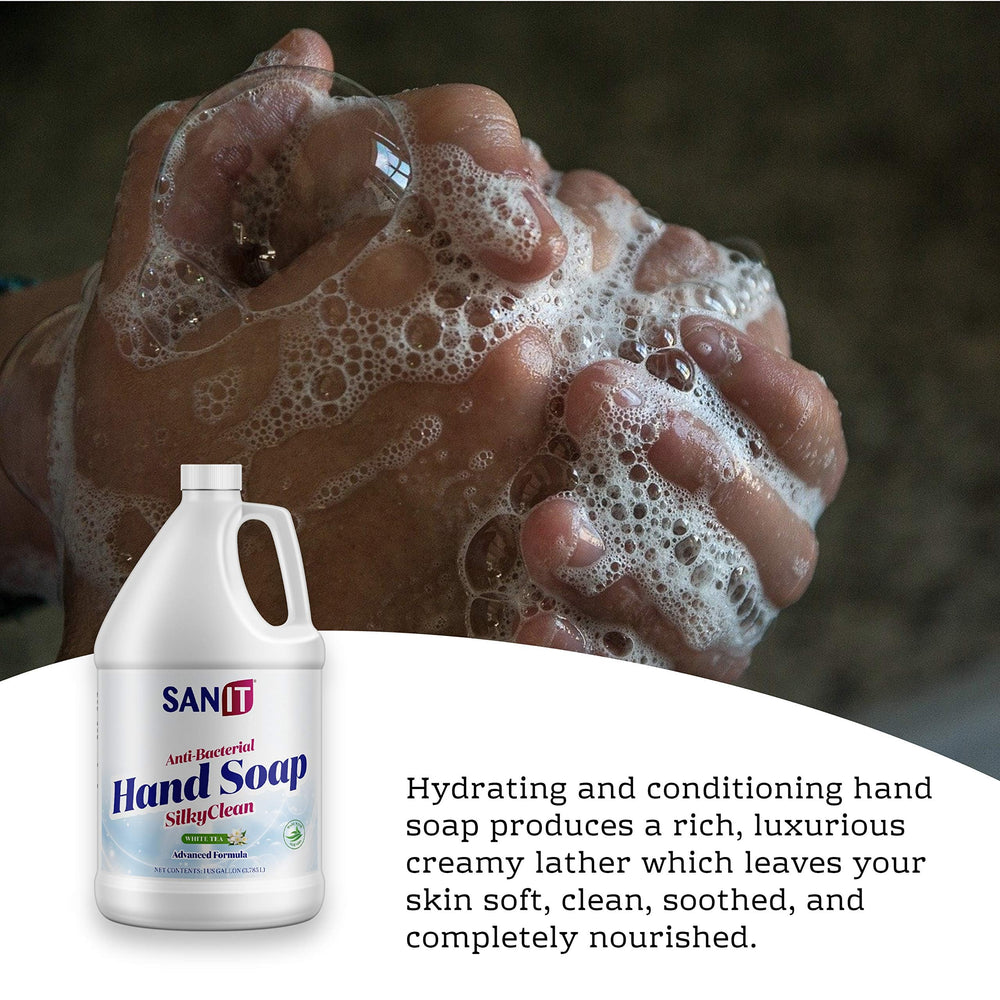 Sanit Silky Clean Aloe vera detail — soothing moisture for dry hands.