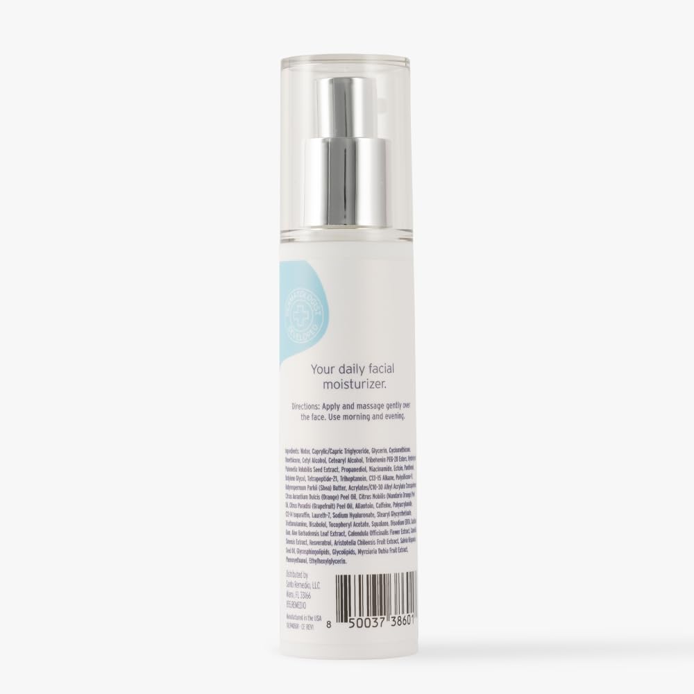 Santo Remedio All Skin Types badge on packaging.
