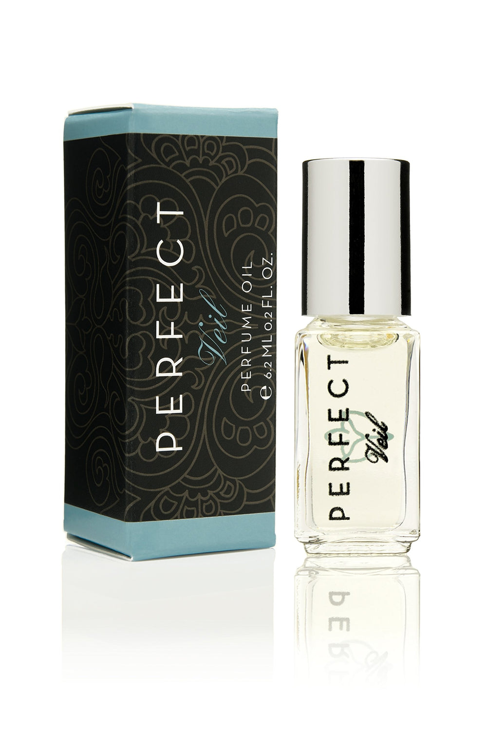 Sarah Horowitz Parfums Perfect Veil Roll-On applicator, perfect for on-the-go touch-ups.