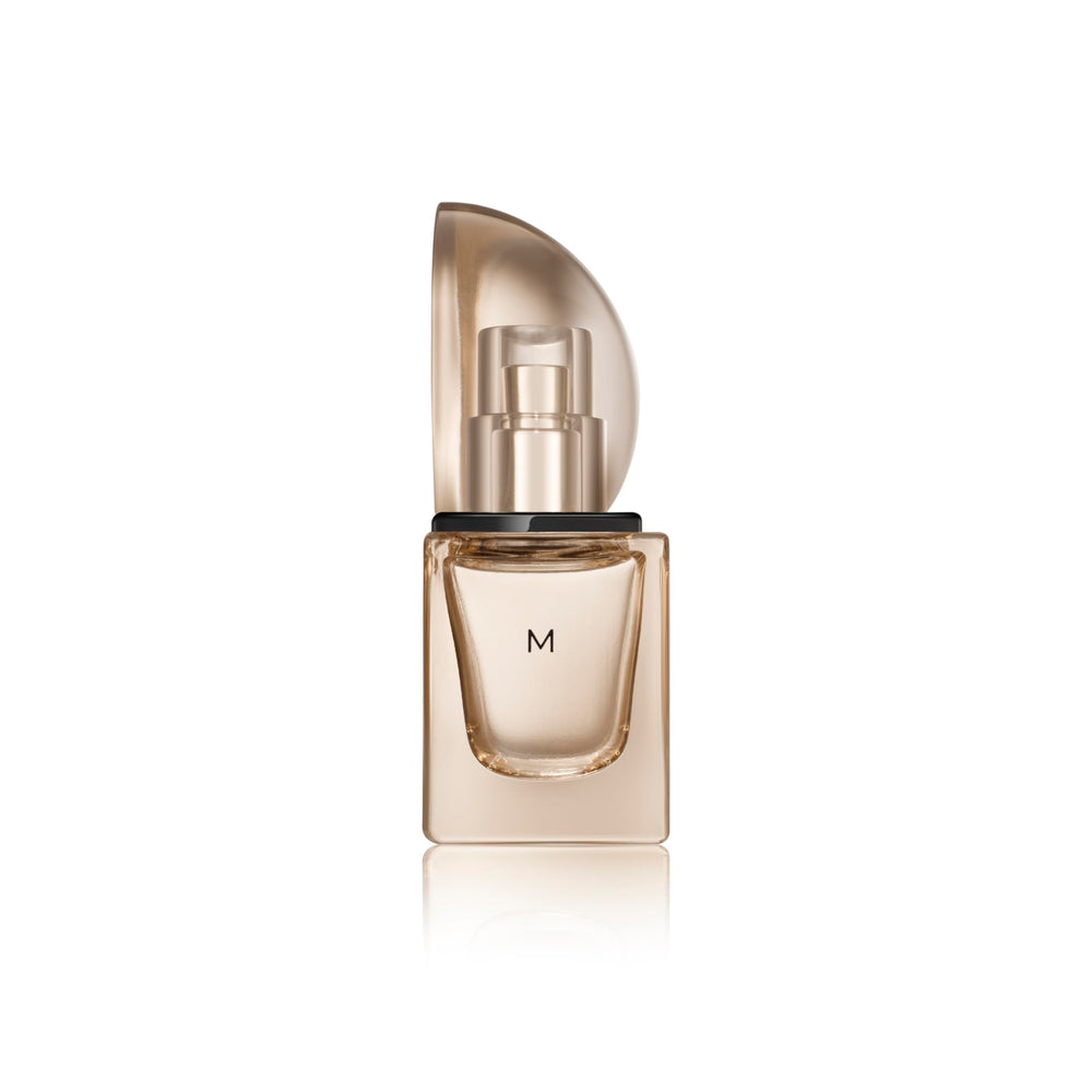 SCENT BEAUTY Kylie Lovers Fleur 30ml label closeup, highlights creamy coconut and white florals for date-night ambiance.