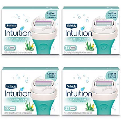 Schick Intuition refills close-up with natural aloe for gentle moisturizing