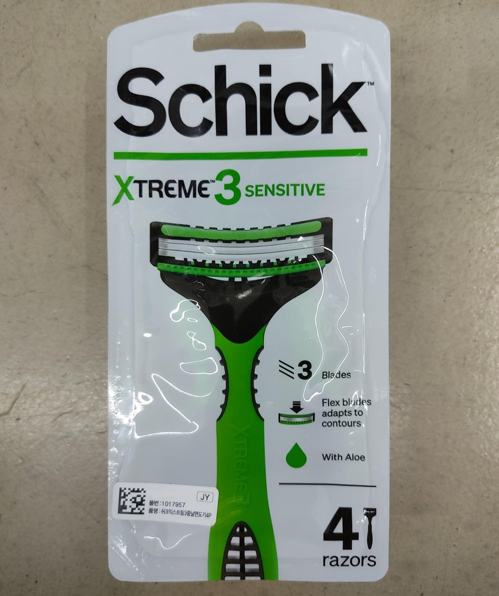 Schick Xtreme3 Sensitive flex pivot action shown in motion