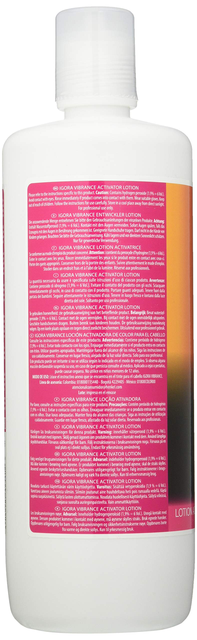 Schwarzkopf Igora Royal Vibrance Activating Lotion dark hair application remains controlled and clean.