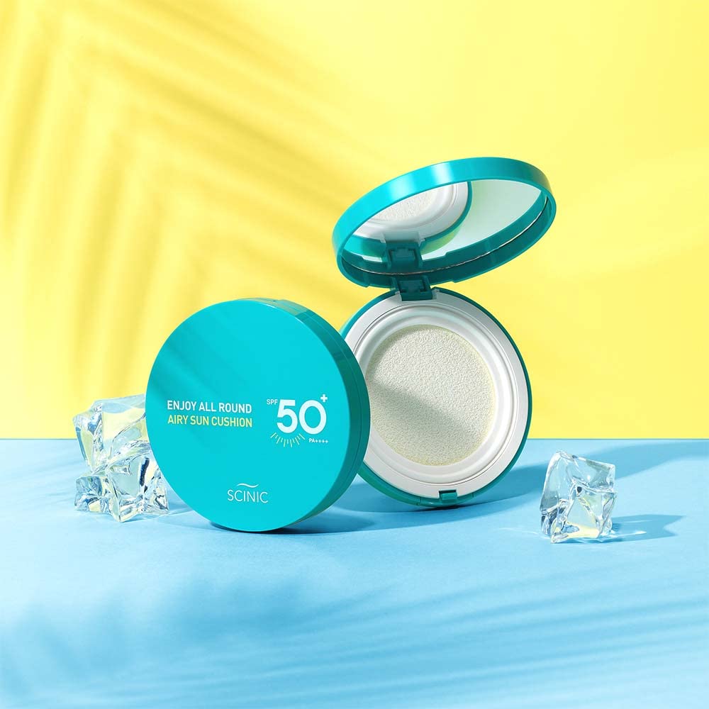 SCINIC Enjoy All Round Airy Sun Cushion EX blended finish on arm