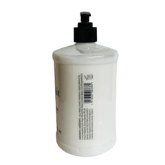 Au Lait Body Lotion application demonstrates smooth daily use.