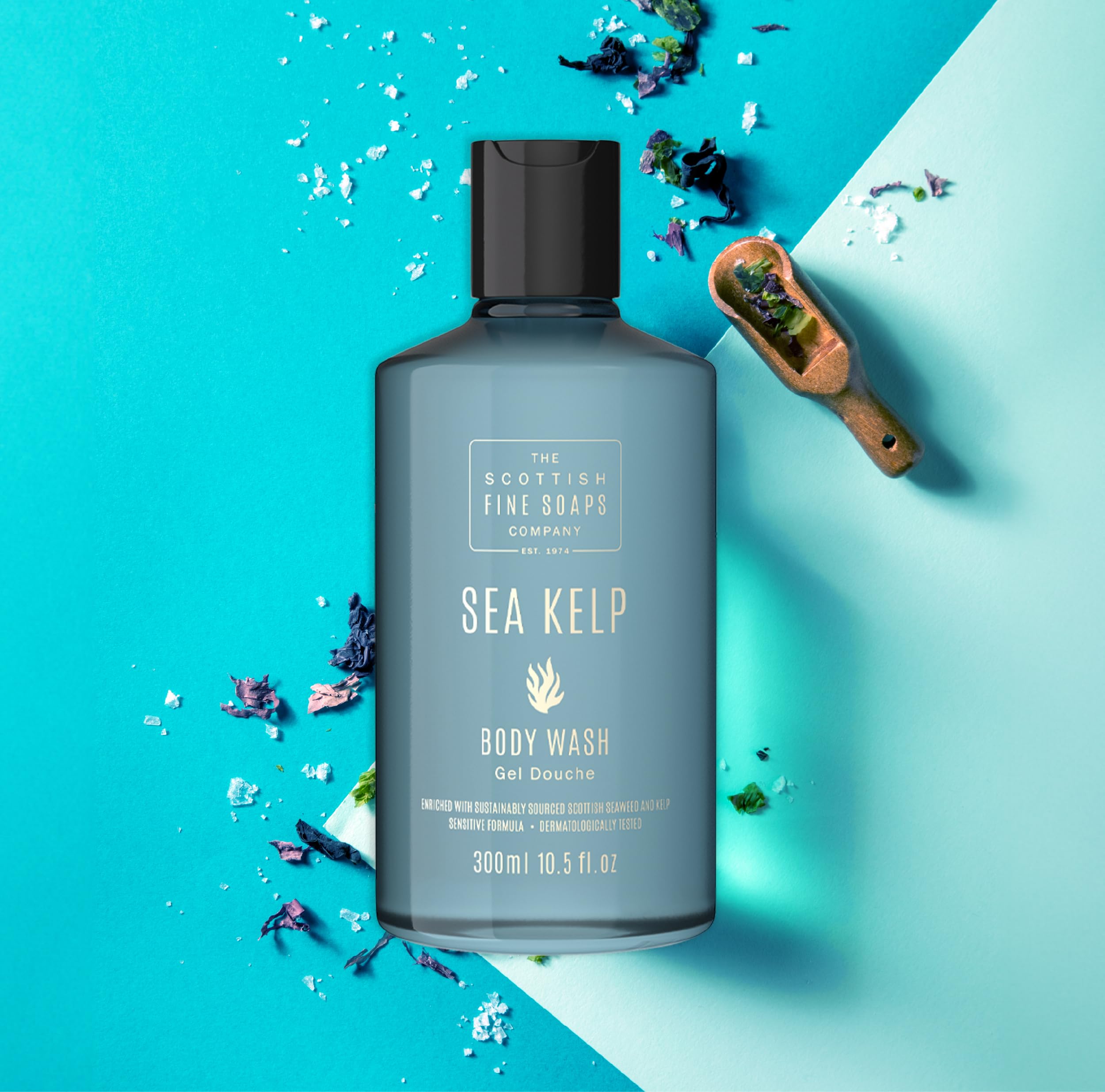 Pump dispense of Sea Kelp Marine Body Wash showing easy application.