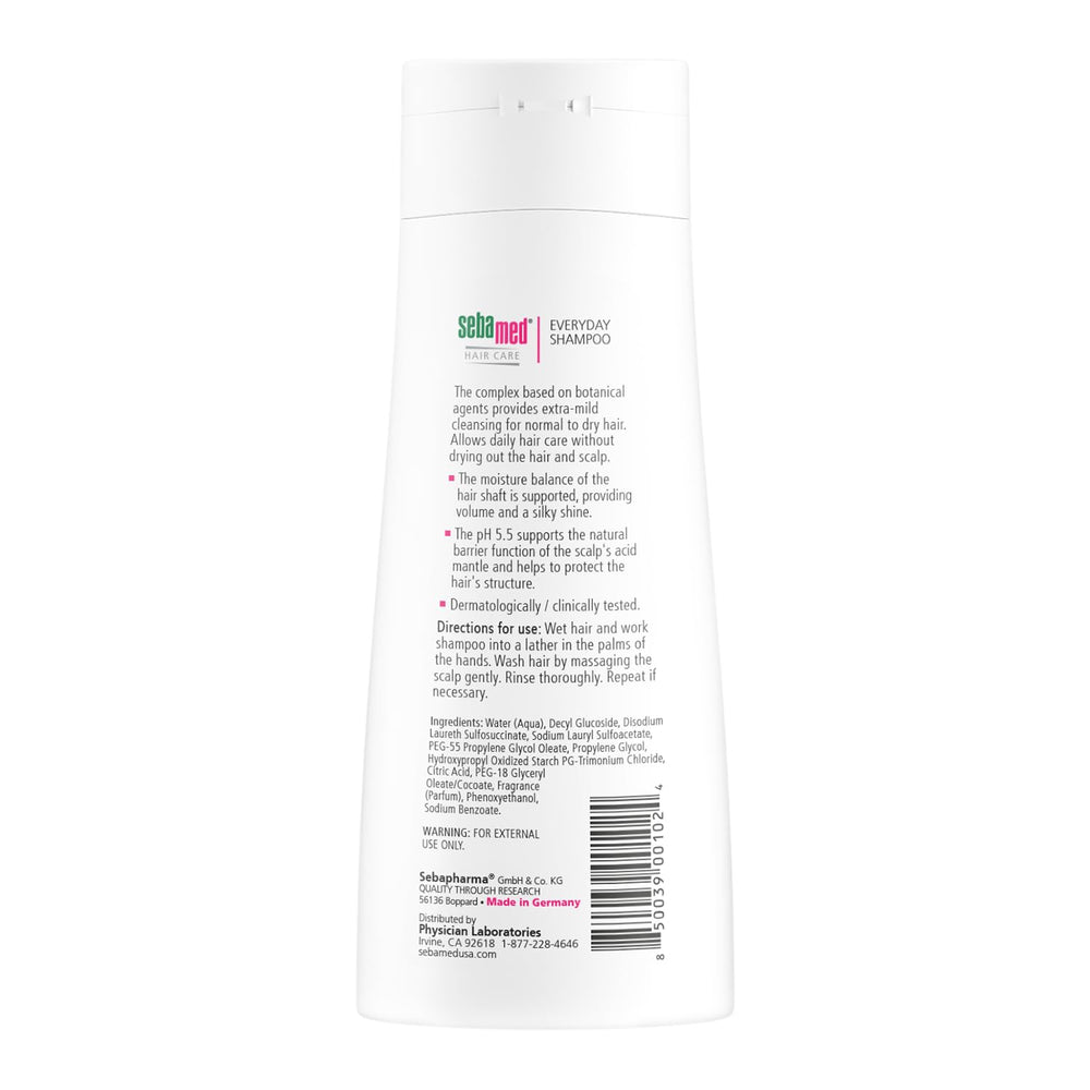 SEBAMED Everyday Shampoo foamy lather close-up provides soap-free care.