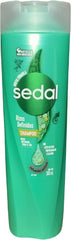 Sedal Hydraloe label close-up suggests gentle hydration for curls