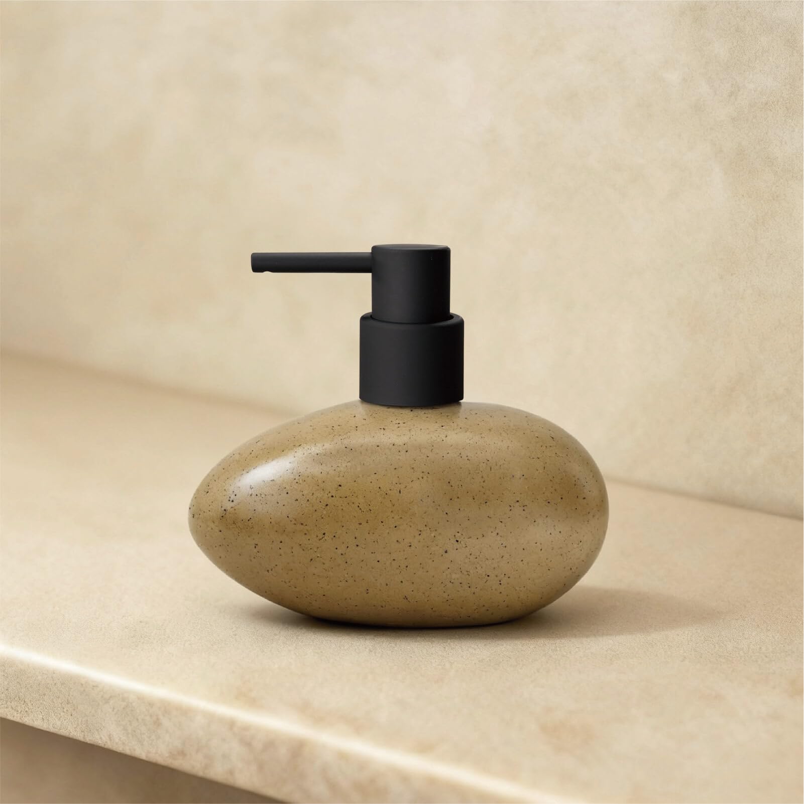 SEICASAYA bathroom dispenser stays steady on countertops.