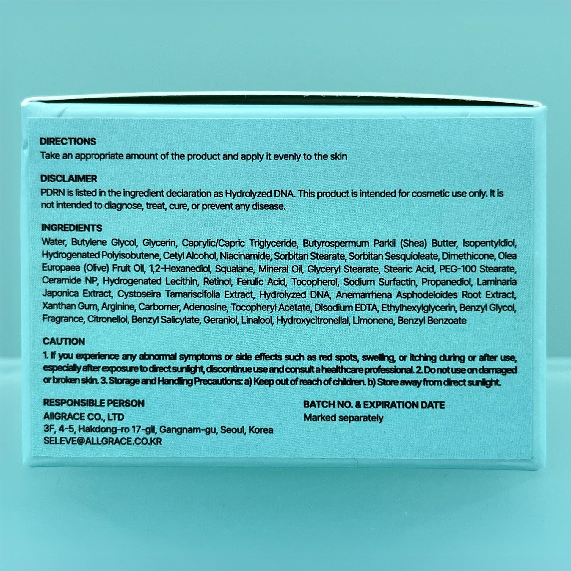 Front packaging of SELEVE Glow Caviar Cream display