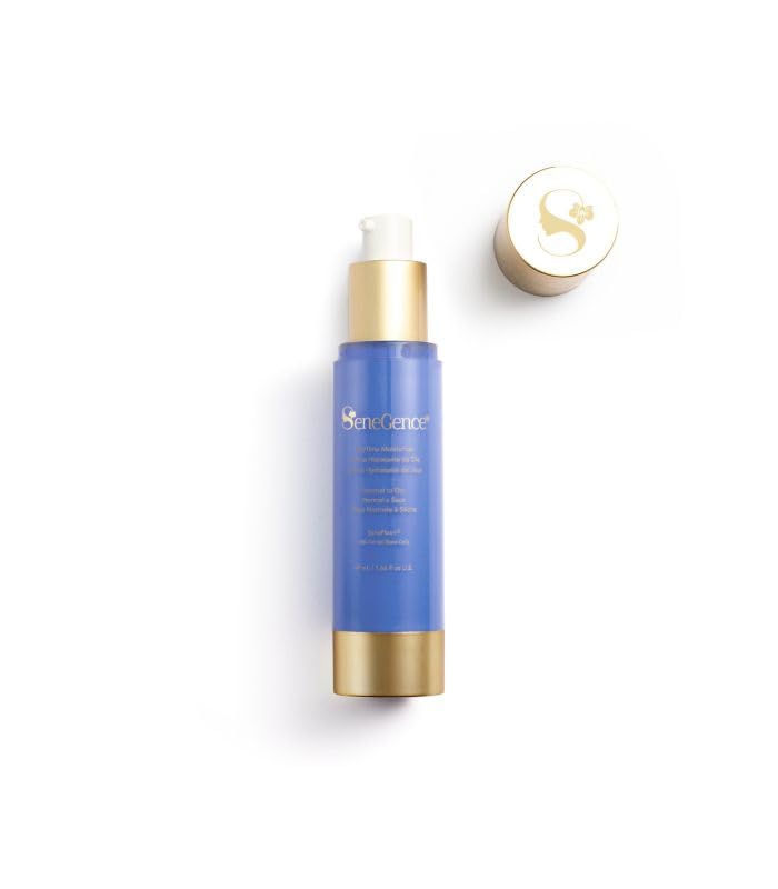 Knotgrass Extract label suggests sun-damage reduction and radiant skin.