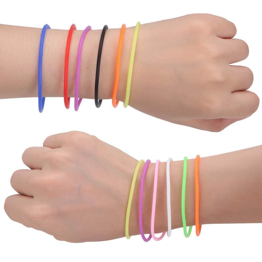 Senkary party-favor display bracelets to boost festive atmosphere at events