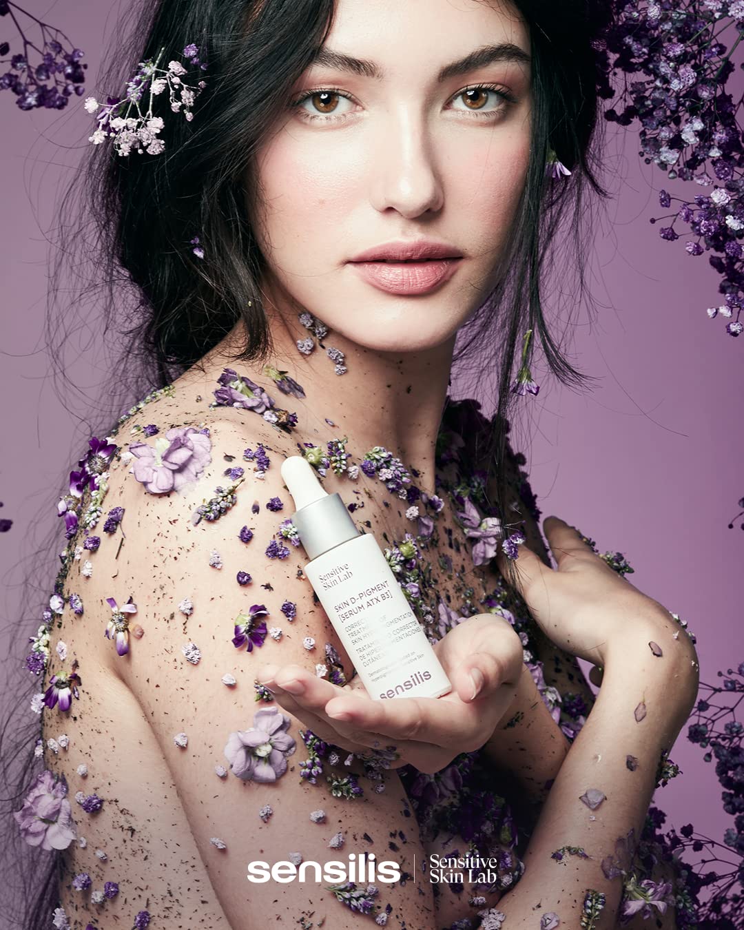 Sensilis D-Pigment Serum ATX B3 texture closeup showing a light-weight formula for sensitive skin.