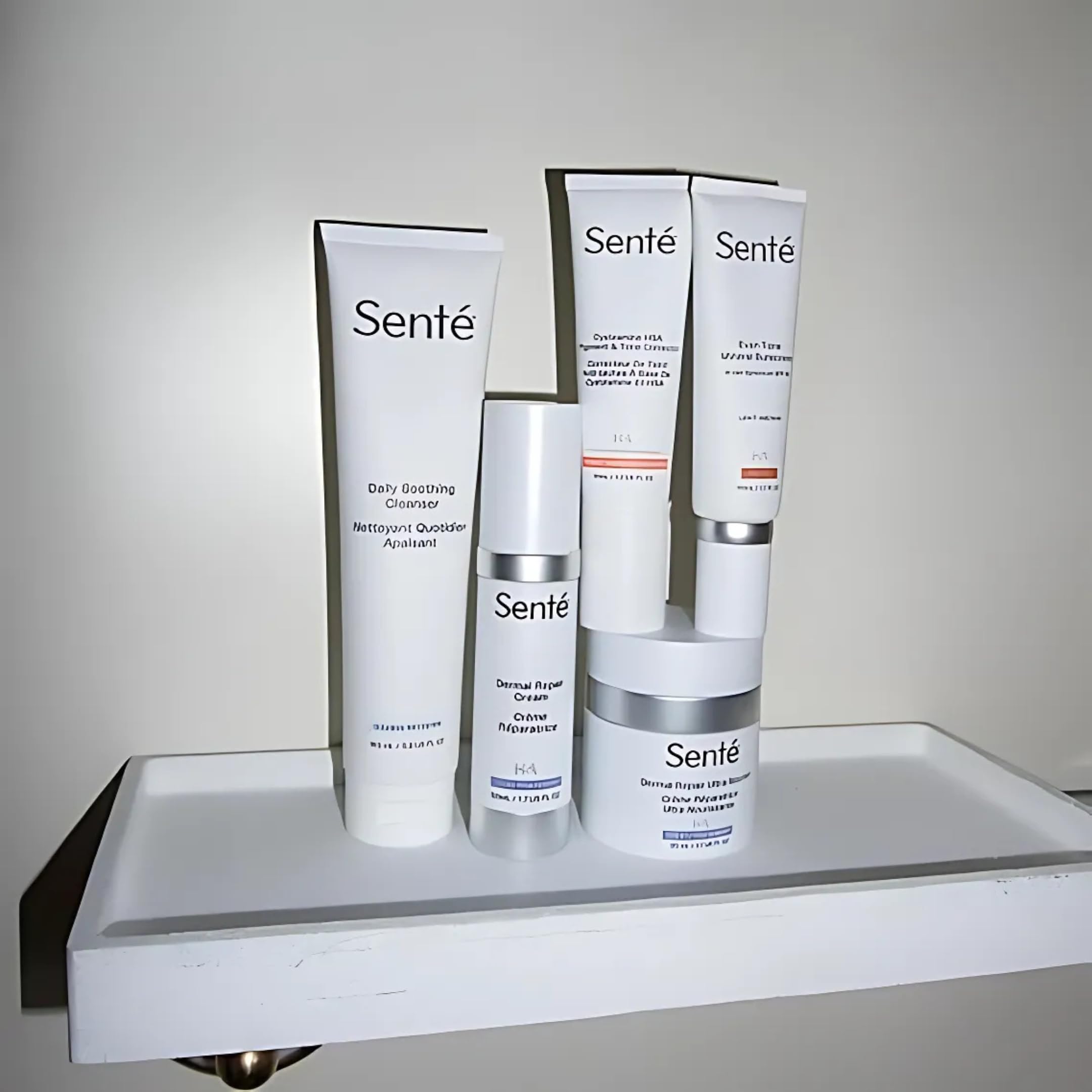 Sente Even Tone packaging shows SPF 40 and light-medium shade