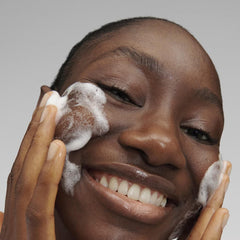 Gel texture of SEPHORA cleanser demonstrates moisturizing, easy rinse.
