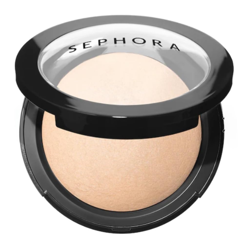 SEPHORA Collection MicroSmooth Baked Foundation 25 Beige close-up showing airy texture for natural, breathable coverage.