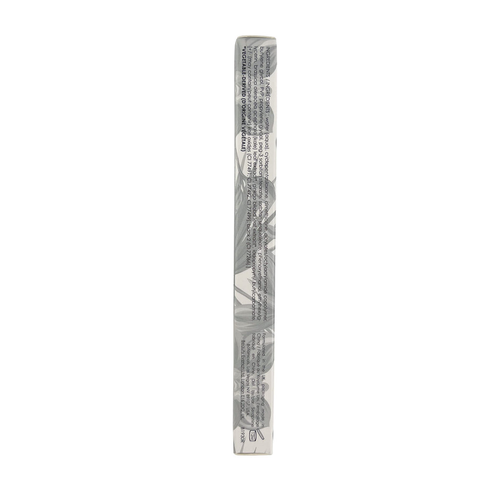 Seraphine Botanicals Luna waterproof liner resists smudge during wear.