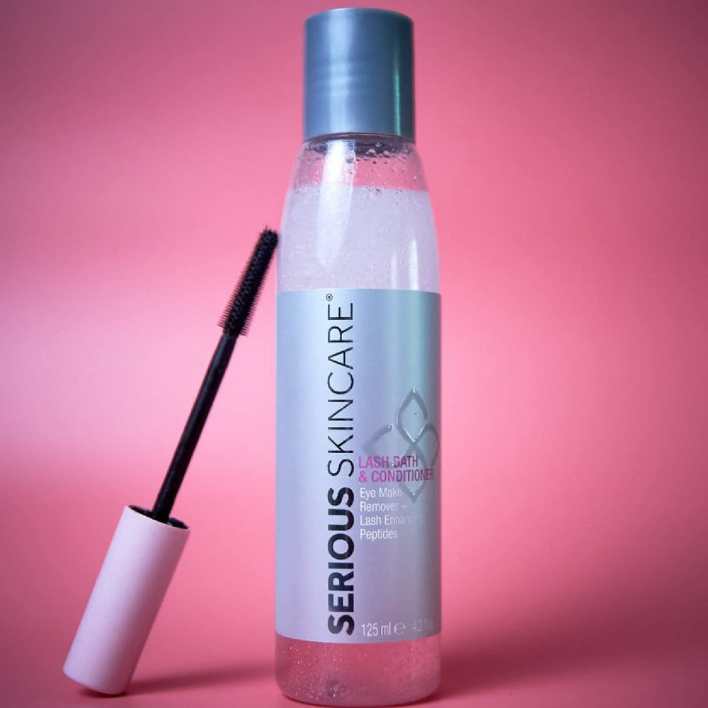 Oil-free Lash Bath demonstrates a clean, residue-free eye area.