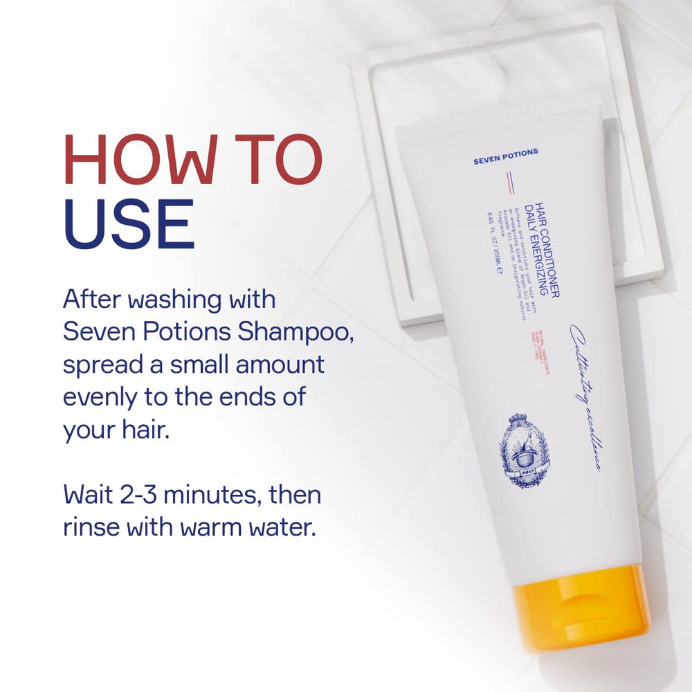 Seven Potions conditioner demonstrate detangling on longer hair.