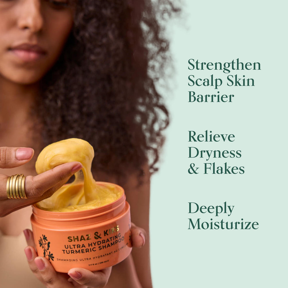 SHAZ & KIKS Turmeric Shampoo foam ready to cleanse while preserving hair softness.