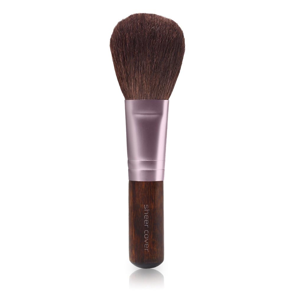 Dermatologist-tested and non-comedogenic Sheer Cover formula