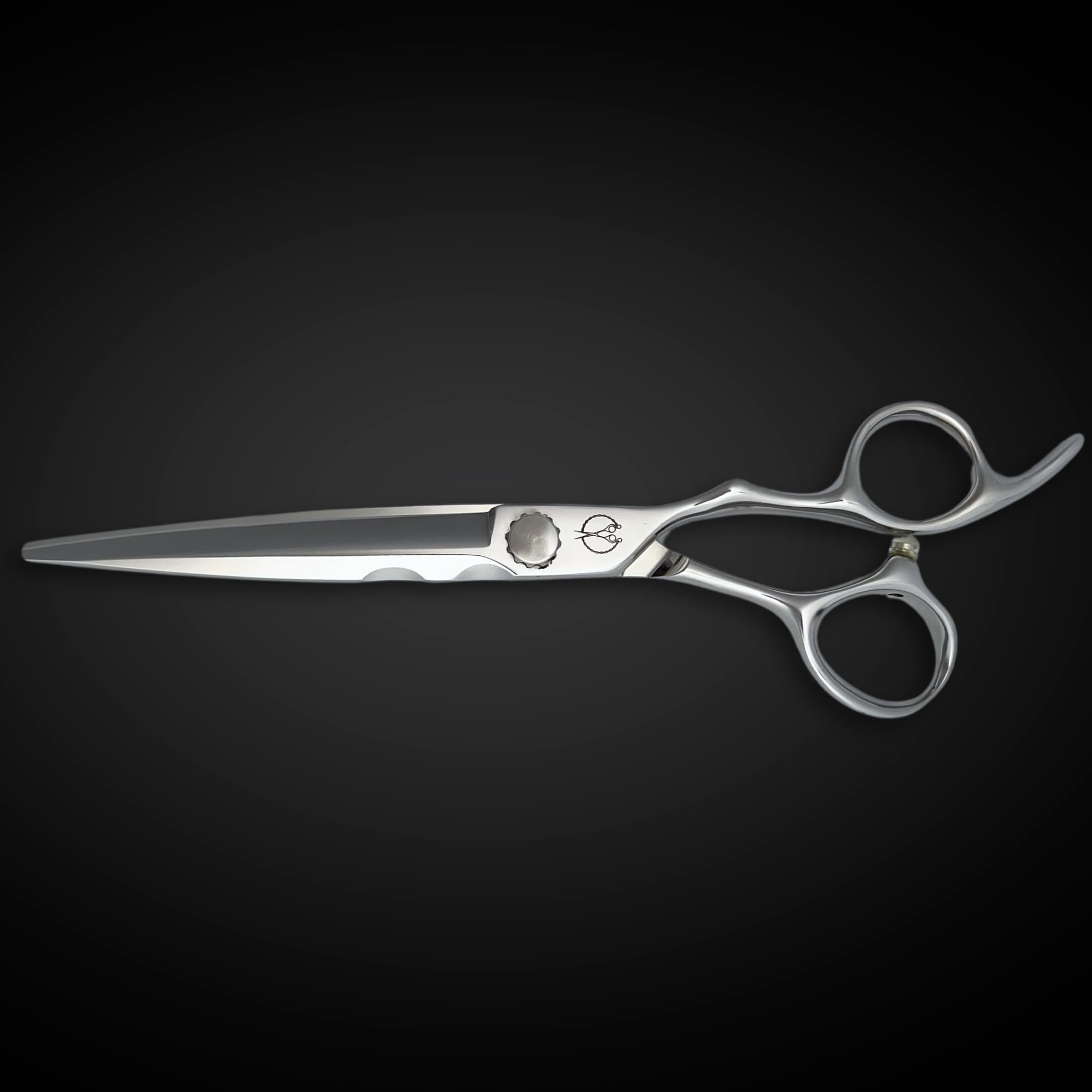 Shihan Shears Legacy ergonomic handle for reduced fatigue during long sessions.