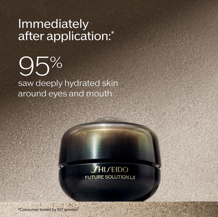 Close-up of rich cream texture from Shiseido Future Solution LX