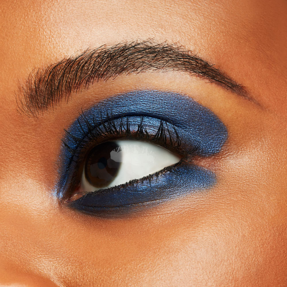 Finish close-up highlights the silky sheen and rich pigment.
