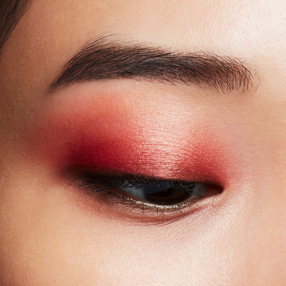 Shiseido POP PowderGel Eye Shadow delivers waterproof finish for all-day wear.