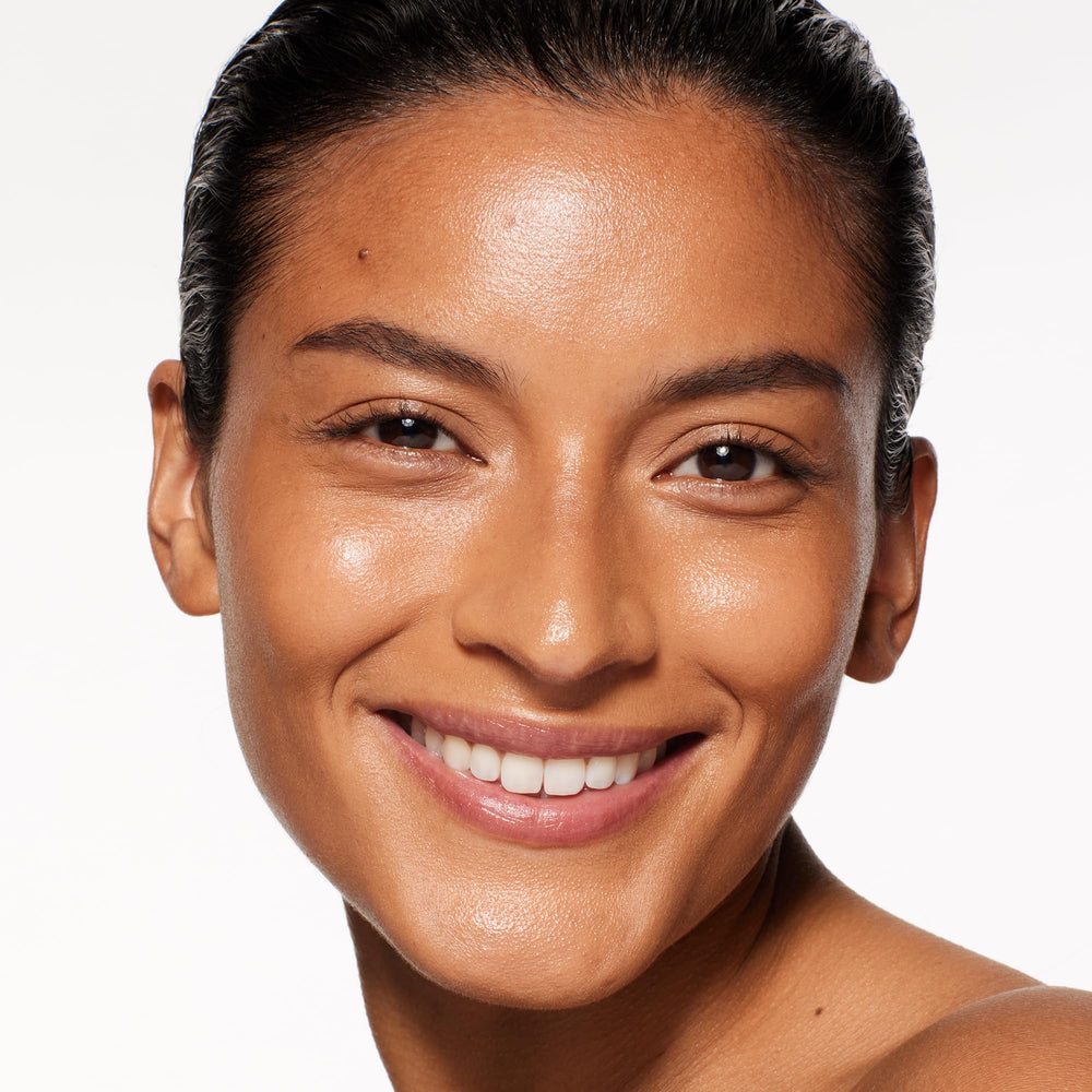 Shiseido RevitalEssence Skin Glow Foundation on skin with SPF 30 and all-day hydration