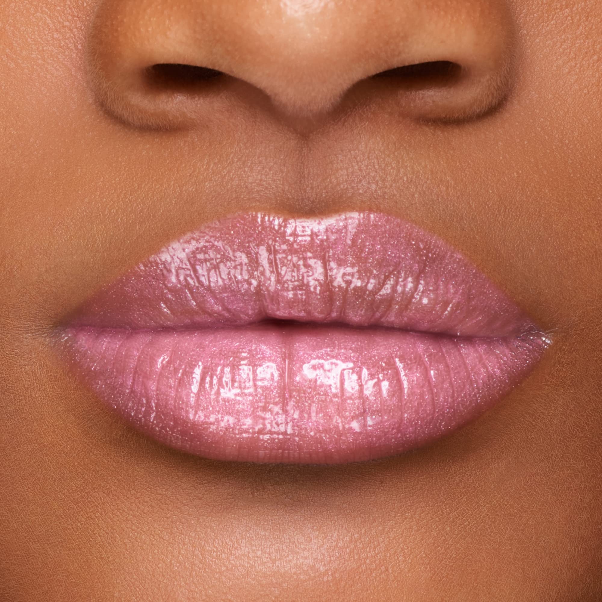 Weightless, non sticky texture of Shiseido GelGloss Bare Pink 04