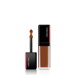 Shiseido Synchro Skin concealer tube delivering weightless coverage for a natural finish.