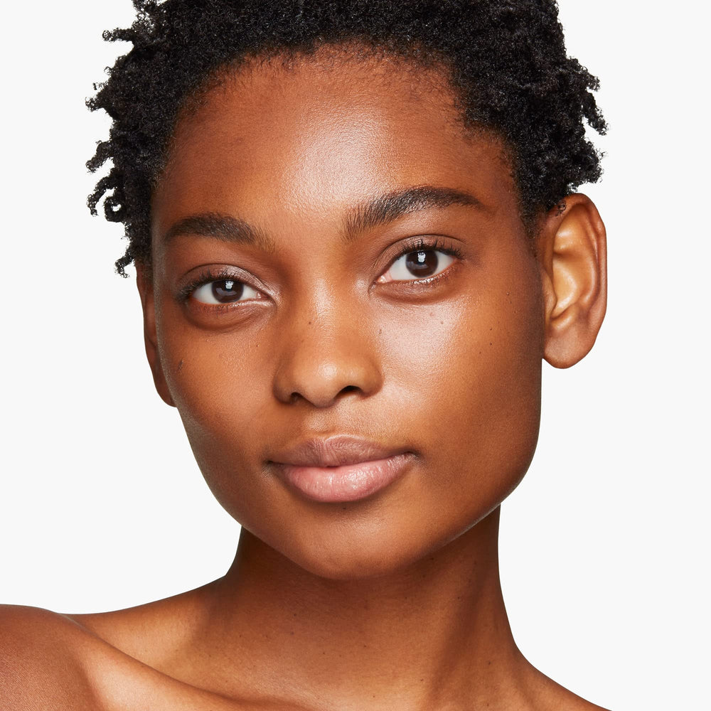 Shiseido Synchro Skin Self-Refreshing Tint hydration closeup communicates lasting moisture