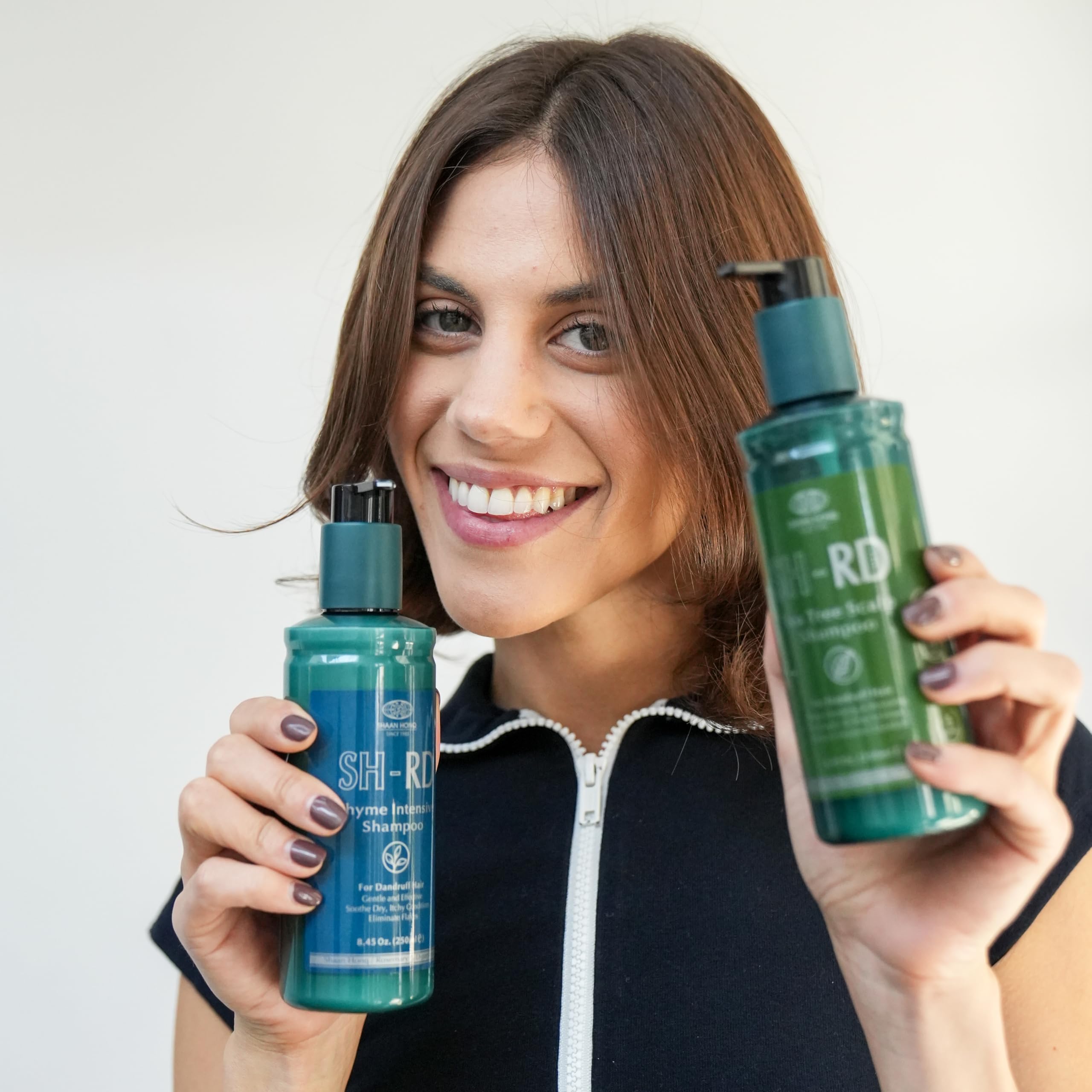 SH-RD Thyme Intensive Shampoo packaging design for easy use in shower