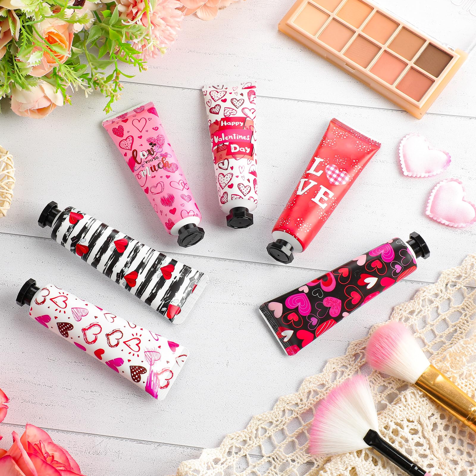 Siifert Valentine hand cream with romantic red-pink design for gifting.
