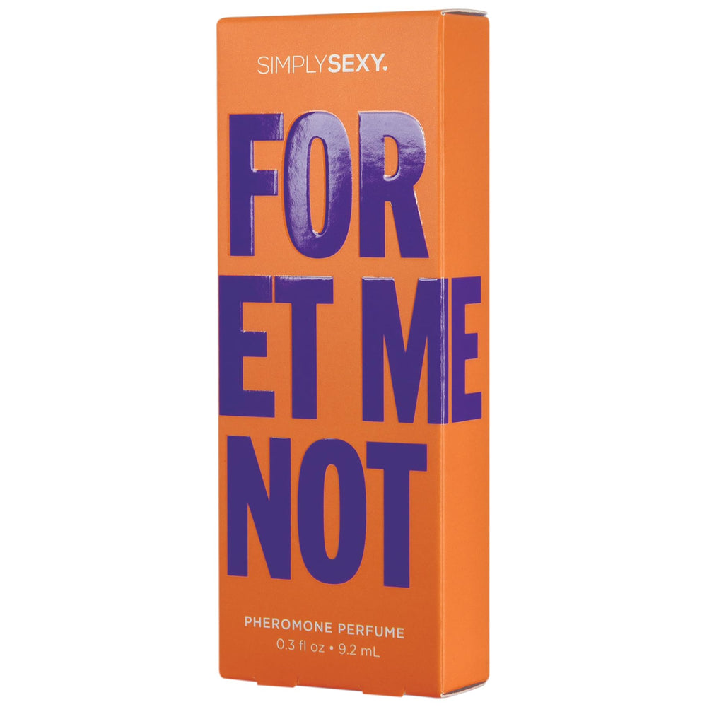 SIMPLY SEXY Forget Me Not flowers close-up evokes a rosy, inviting mood.