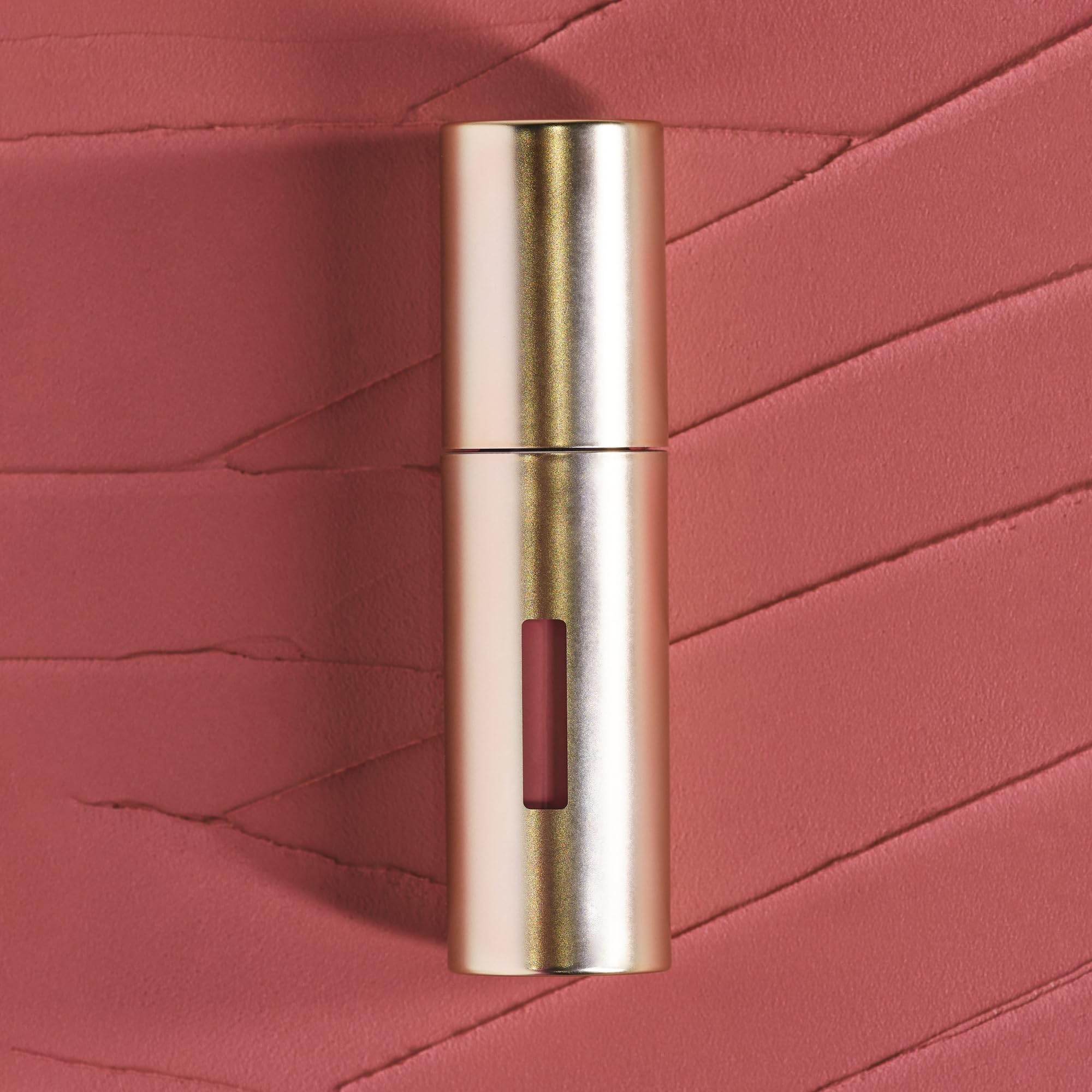Sisley Color Cloud lip swatch shows buildable color for day-to-night looks.