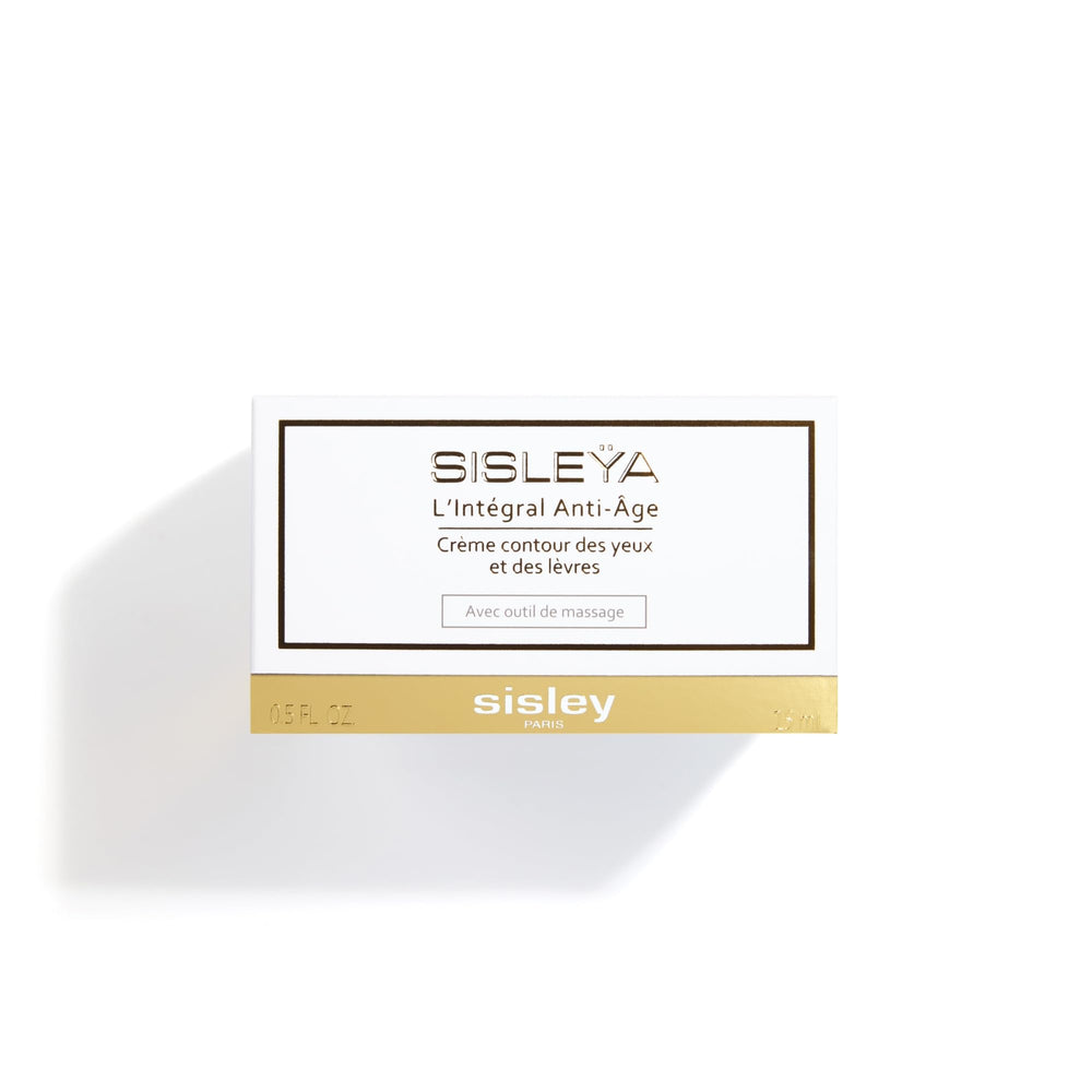 Morning and evening application on eye contour and lip area for comprehensive care.